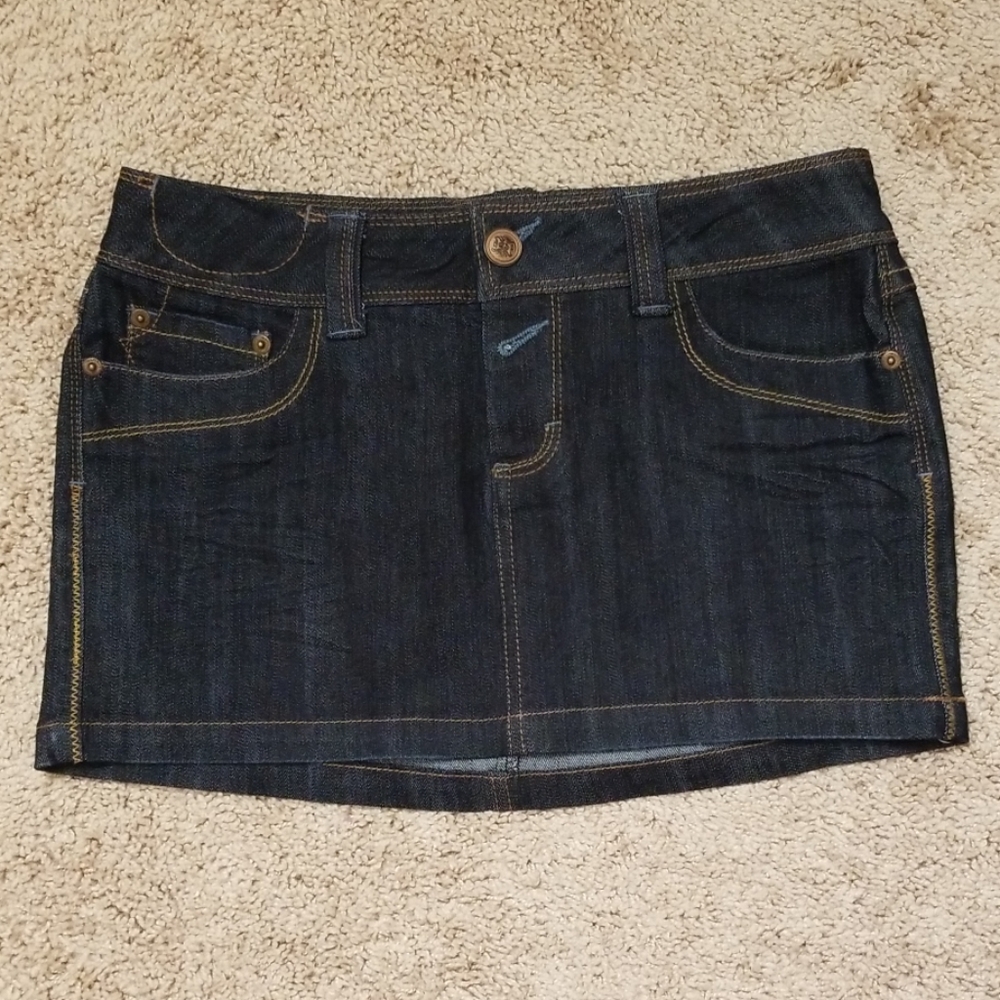 Denim skirt